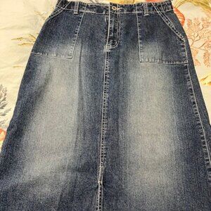 GAPSTRETCH Maxi Denim Skirt NEW WITHOUT TAGS